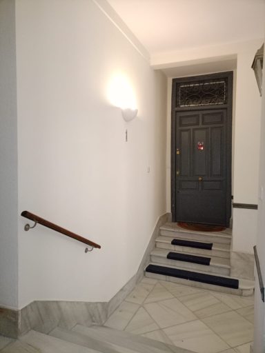 Pintura de portal Madrid | Roca Firme